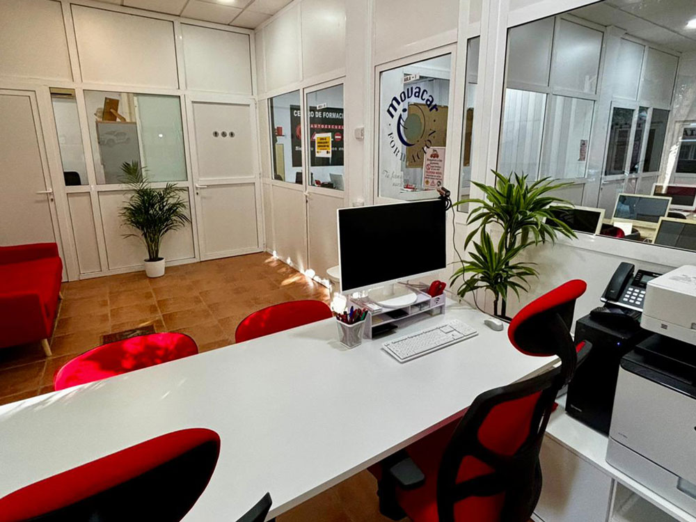 instalaciones-autoescuela-carlos-huercal-almeria (1)