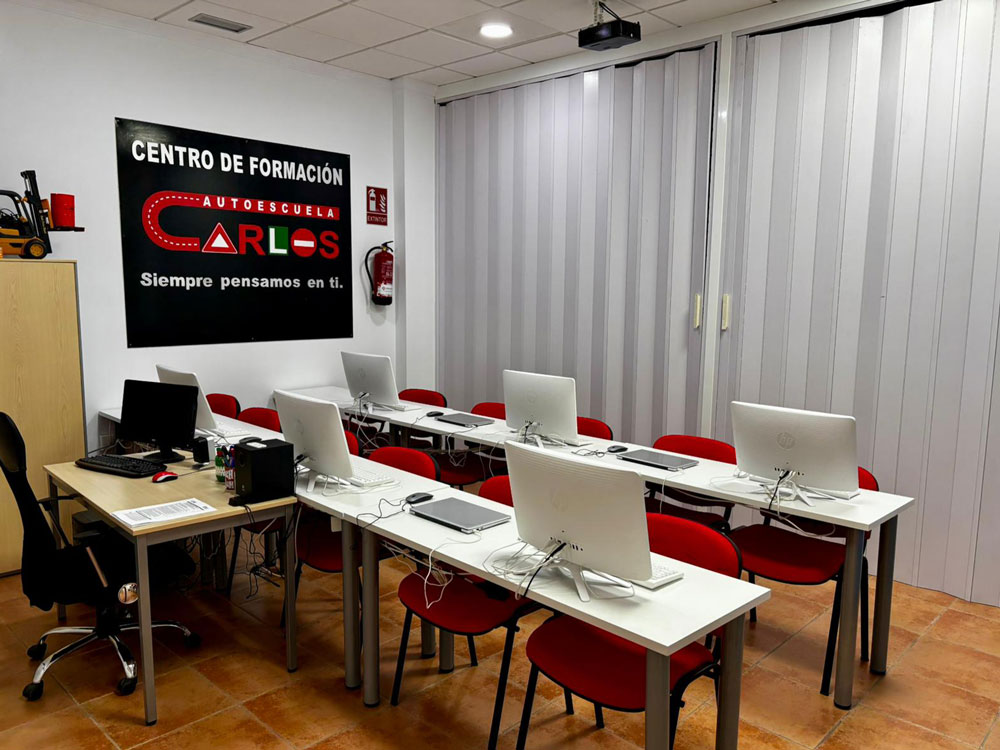 instalaciones-autoescuela-carlos-huercal-almeria (3)
