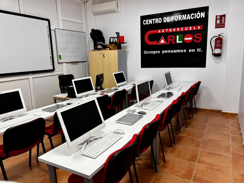 instalaciones-autoescuela-carlos-huercal-almeria (5)